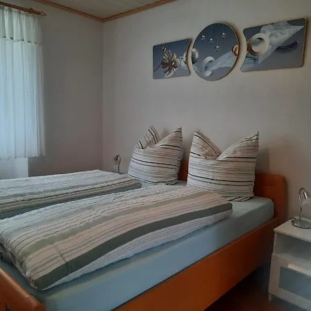 Appartement Mit Terrasse